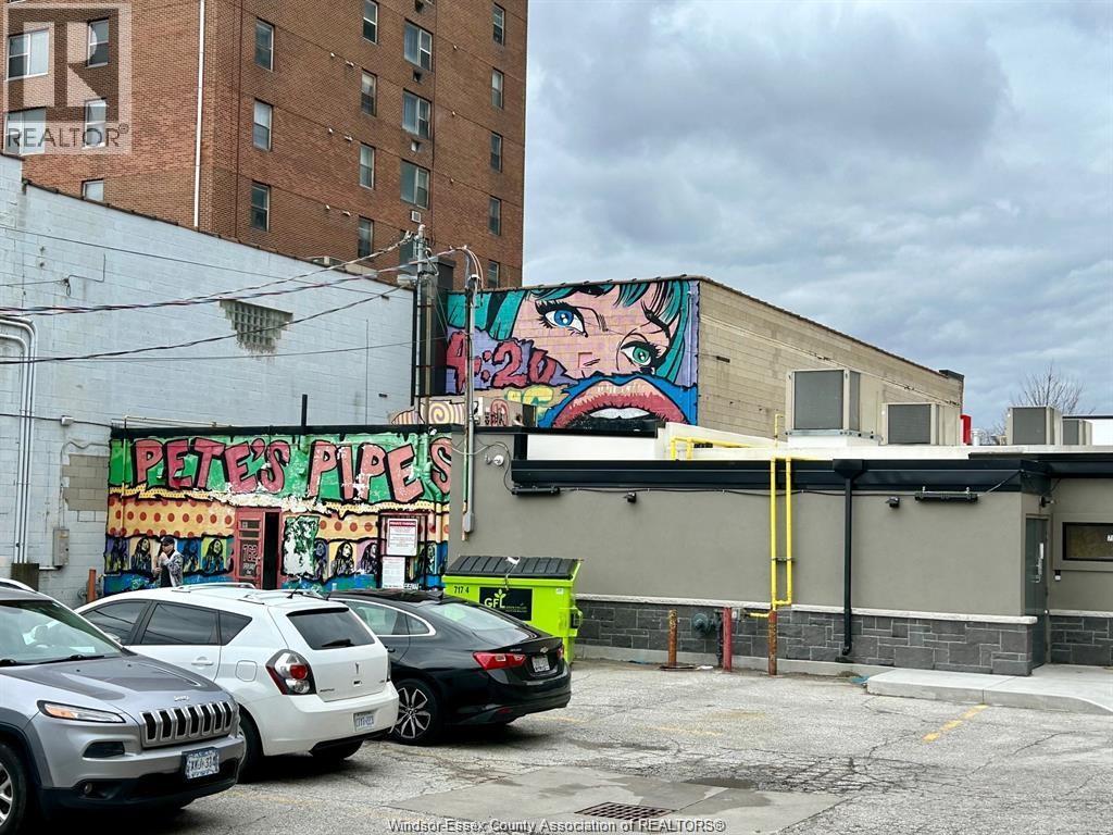 762 Ouellette Avenue, Windsor, Ontario  N9A 1C2 - Photo 4 - 25027574