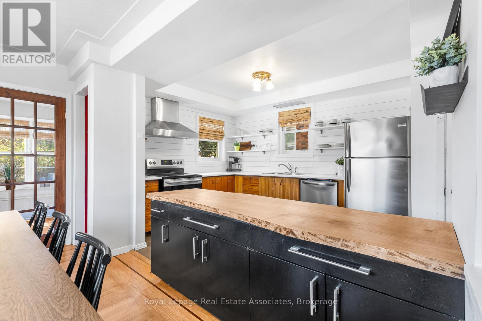 263 Houghton Avenue S, Hamilton, Ontario  L8K 2N4 - Photo 13 - X12491038