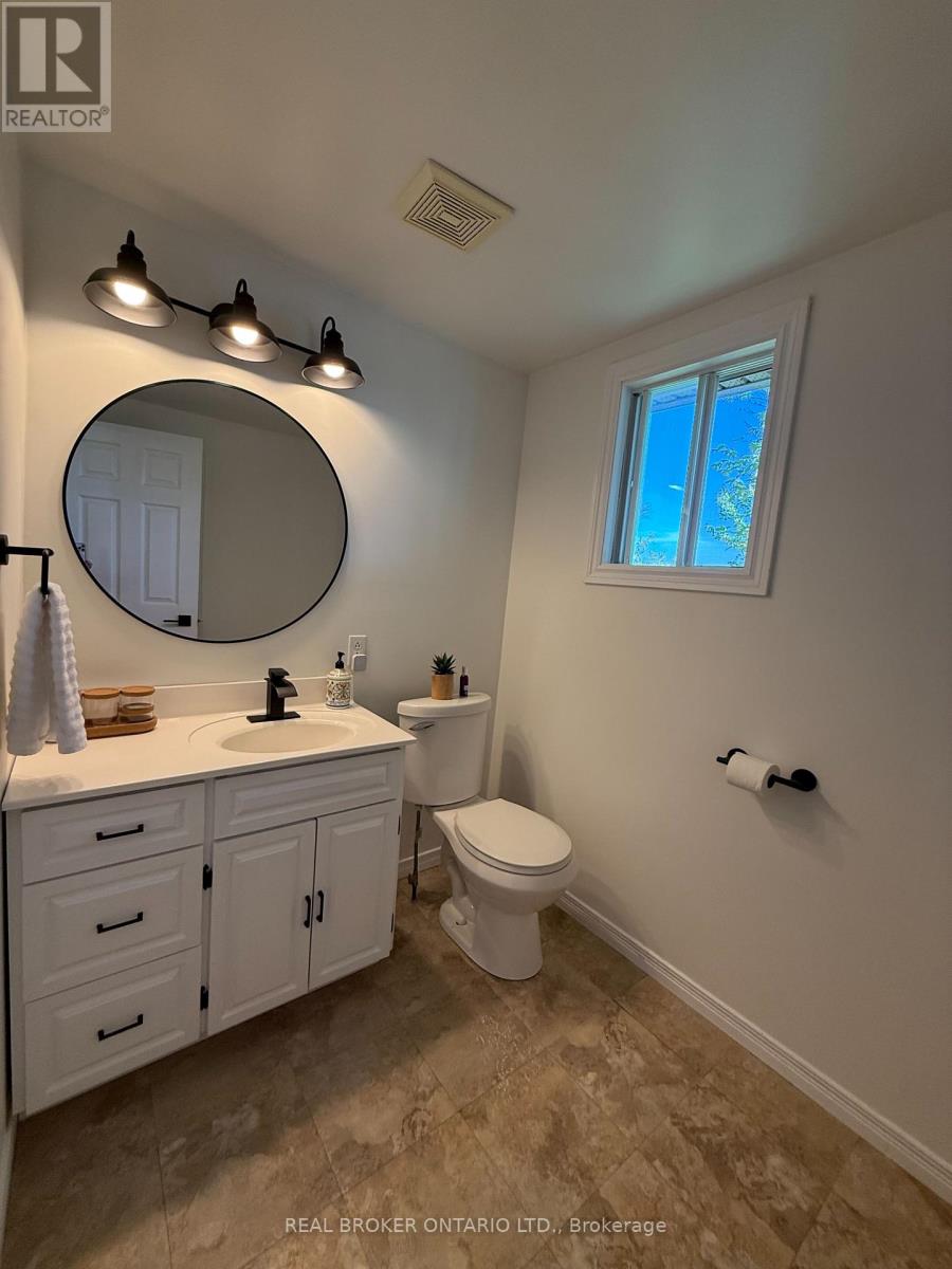 168 Northshore Road, West Nipissing, Ontario  P0H 1M0 - Photo 11 - X12491106