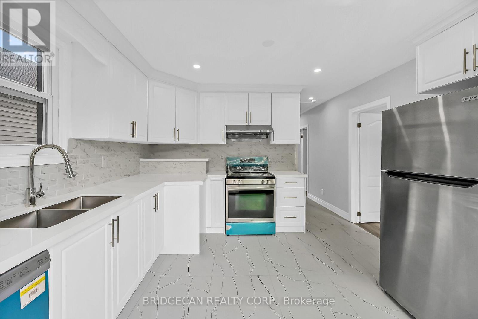 220 Grenffel Street, Hamilton, Ontario  L8H 3J7 - Photo 20 - X12491108