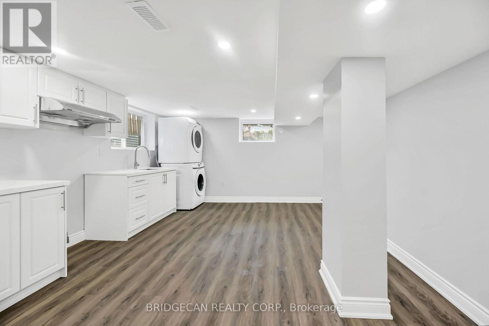 220 Grenffel Street, Hamilton, Ontario  L8H 3J7 - Photo 28 - X12491108