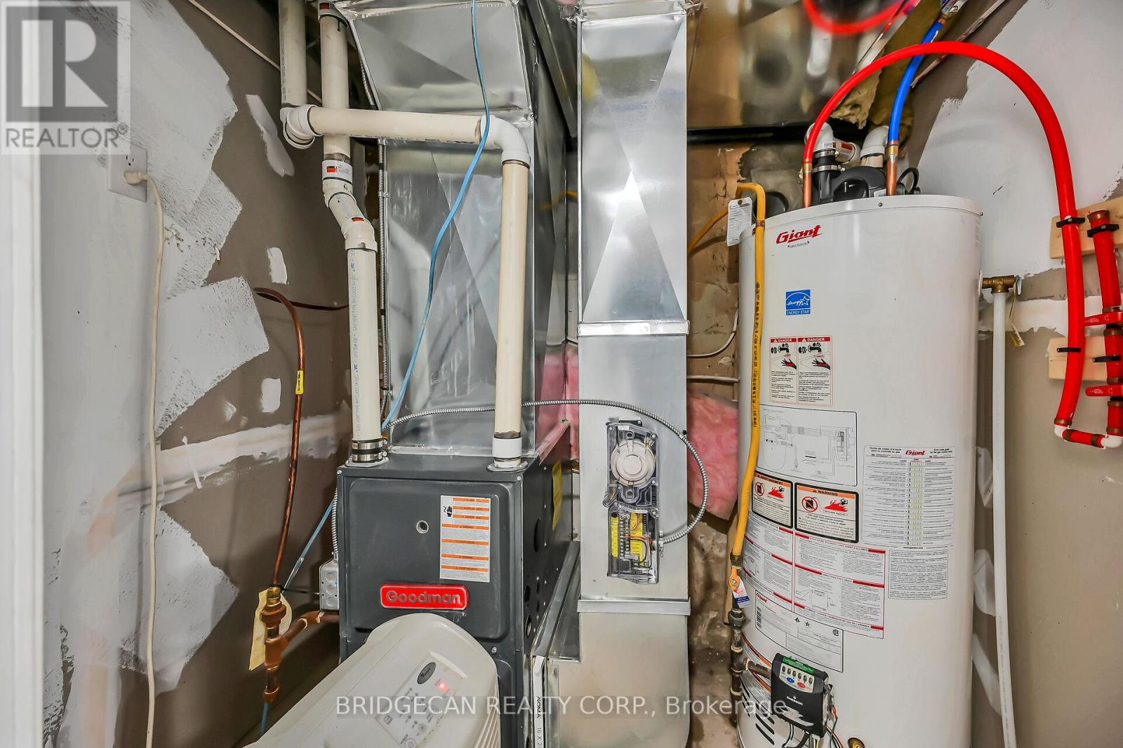 220 Grenffel Street, Hamilton, Ontario  L8H 3J7 - Photo 36 - X12491108