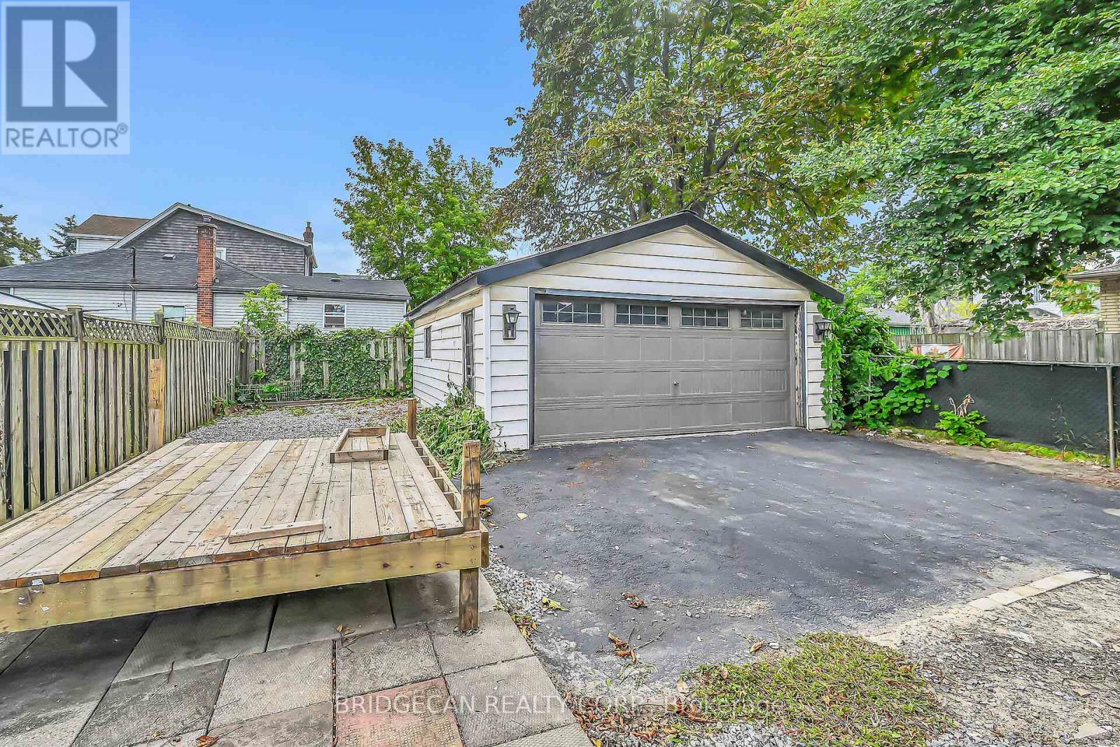 220 Grenffel Street, Hamilton, Ontario  L8H 3J7 - Photo 40 - X12491108