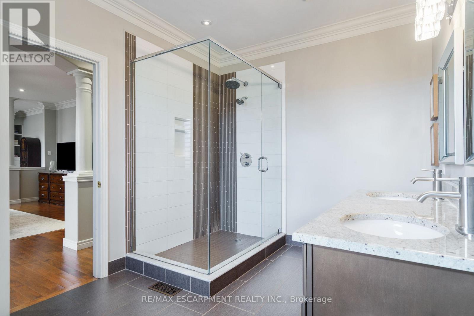 47 Stowbridge Crescent, Hamilton, Ontario  L9G 5E1 - Photo 30 - X12491138