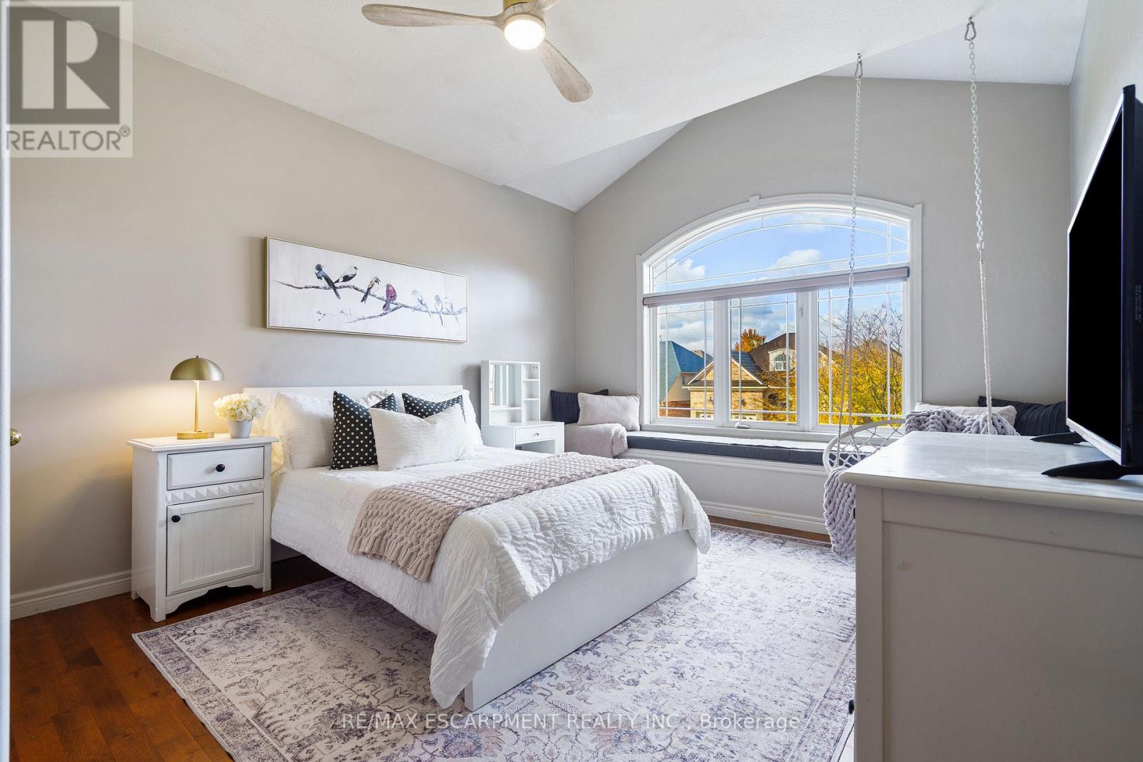 47 Stowbridge Crescent, Hamilton, Ontario  L9G 5E1 - Photo 31 - X12491138