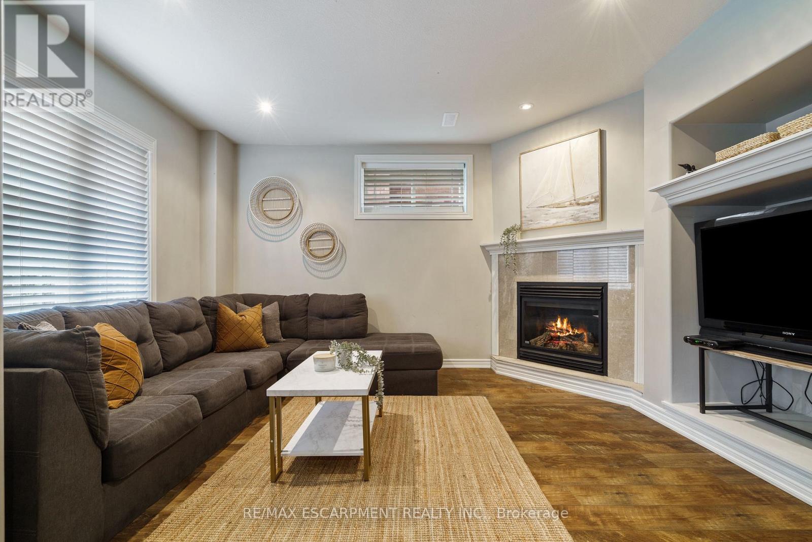 47 Stowbridge Crescent, Hamilton, Ontario  L9G 5E1 - Photo 37 - X12491138