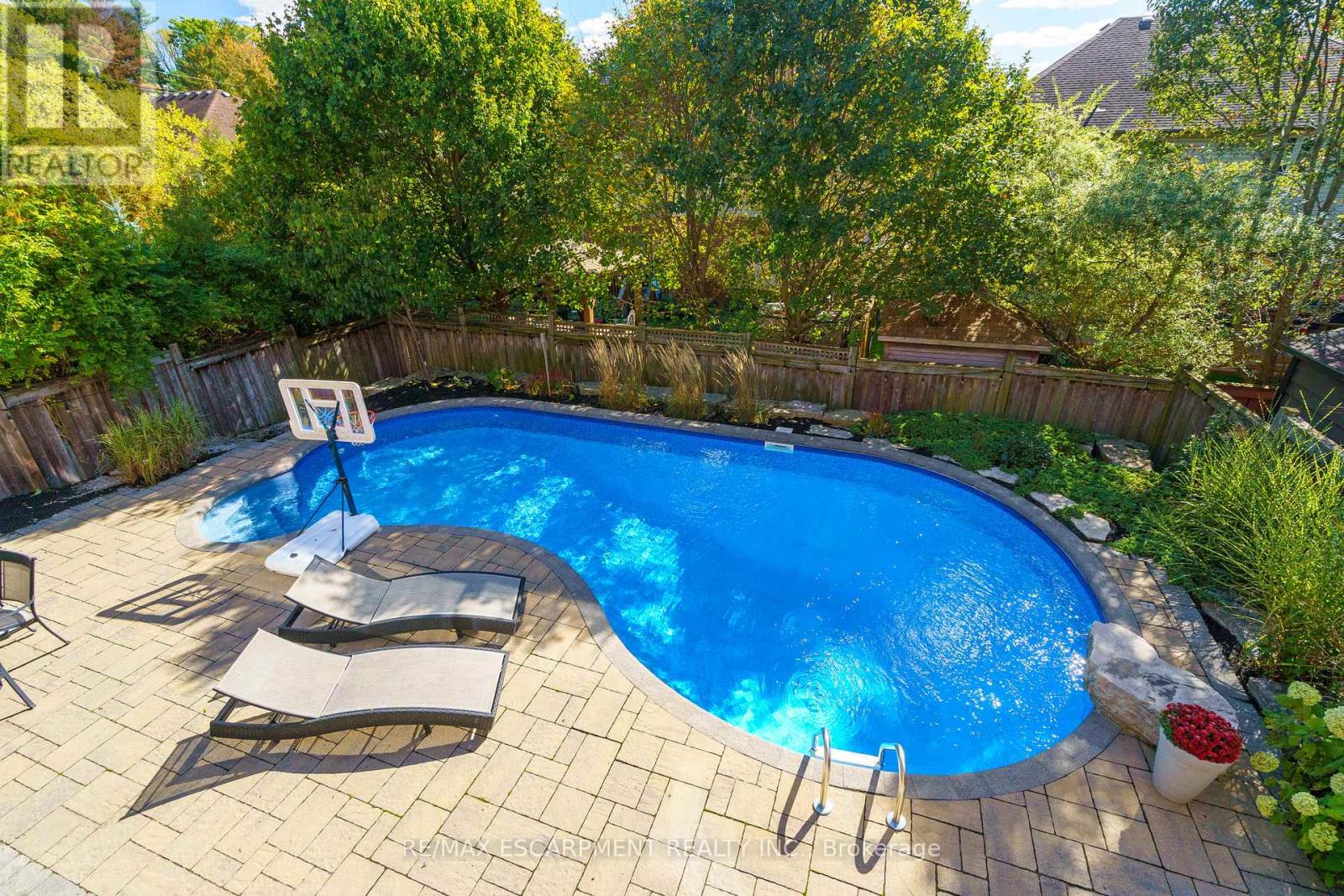 47 Stowbridge Crescent, Hamilton, Ontario  L9G 5E1 - Photo 49 - X12491138