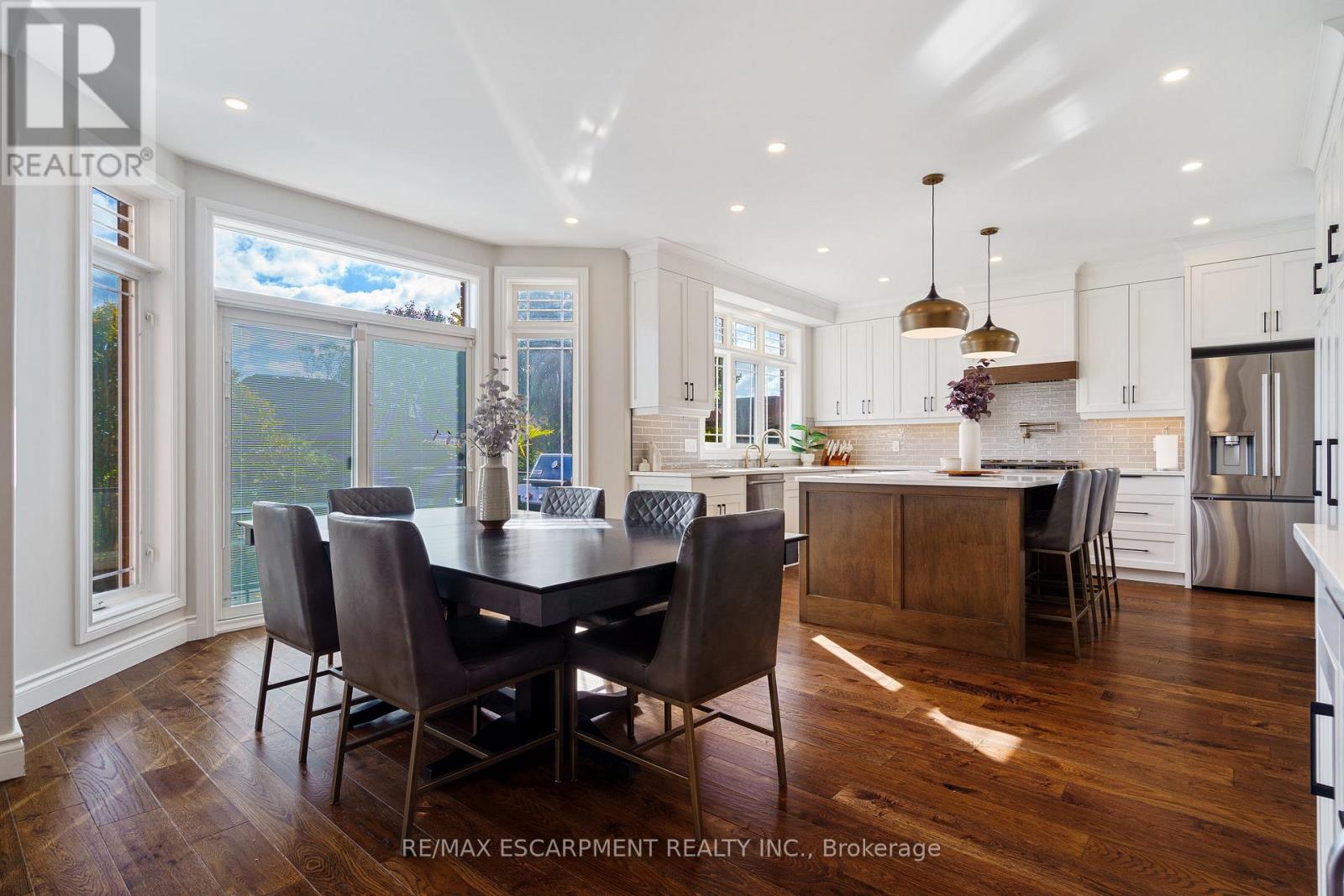 47 Stowbridge Crescent, Hamilton, Ontario  L9G 5E1 - Photo 8 - X12491138