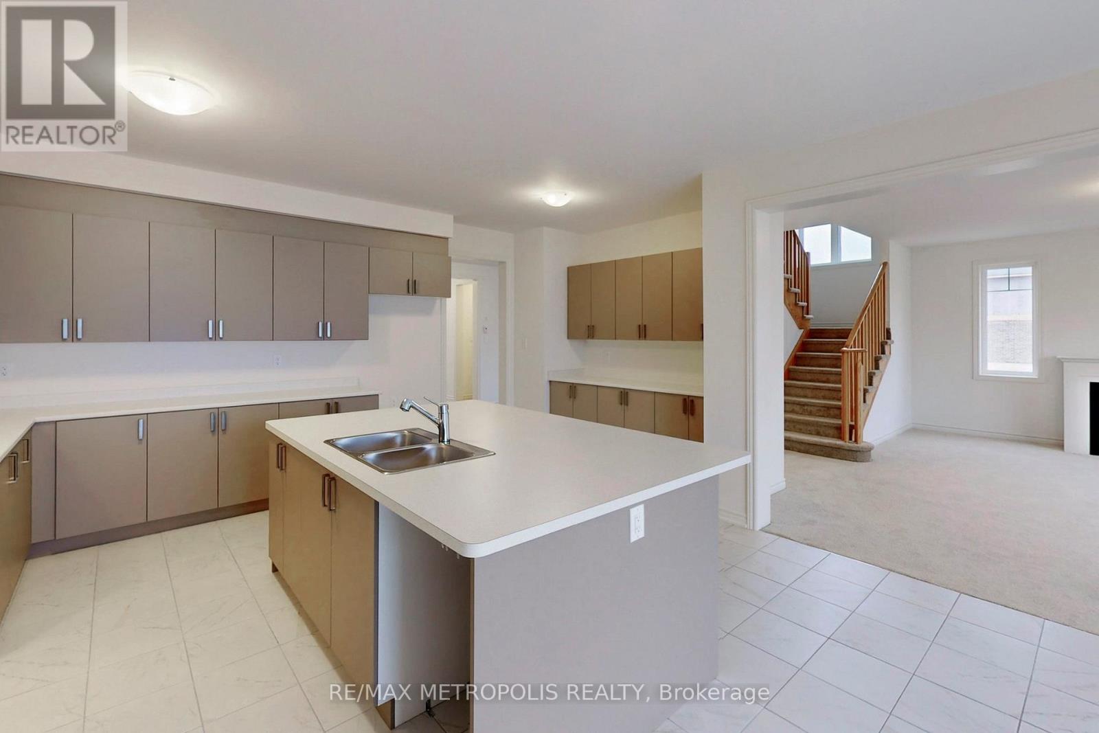 107 Rea Drive, Centre Wellington, Ontario  N1M 2W3 - Photo 19 - X12491140