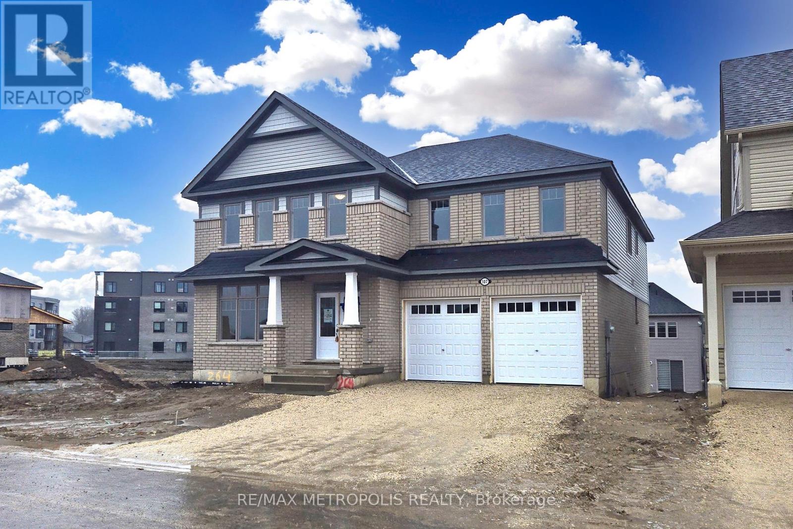 107 Rea Drive, Centre Wellington, Ontario  N1M 2W3 - Photo 2 - X12491140