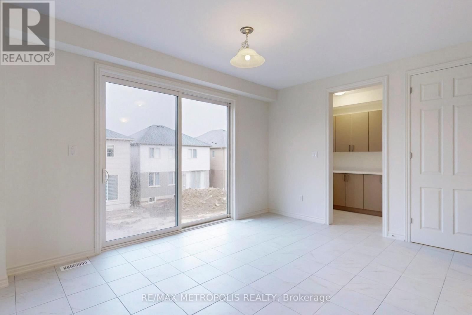 107 Rea Drive, Centre Wellington, Ontario  N1M 2W3 - Photo 20 - X12491140