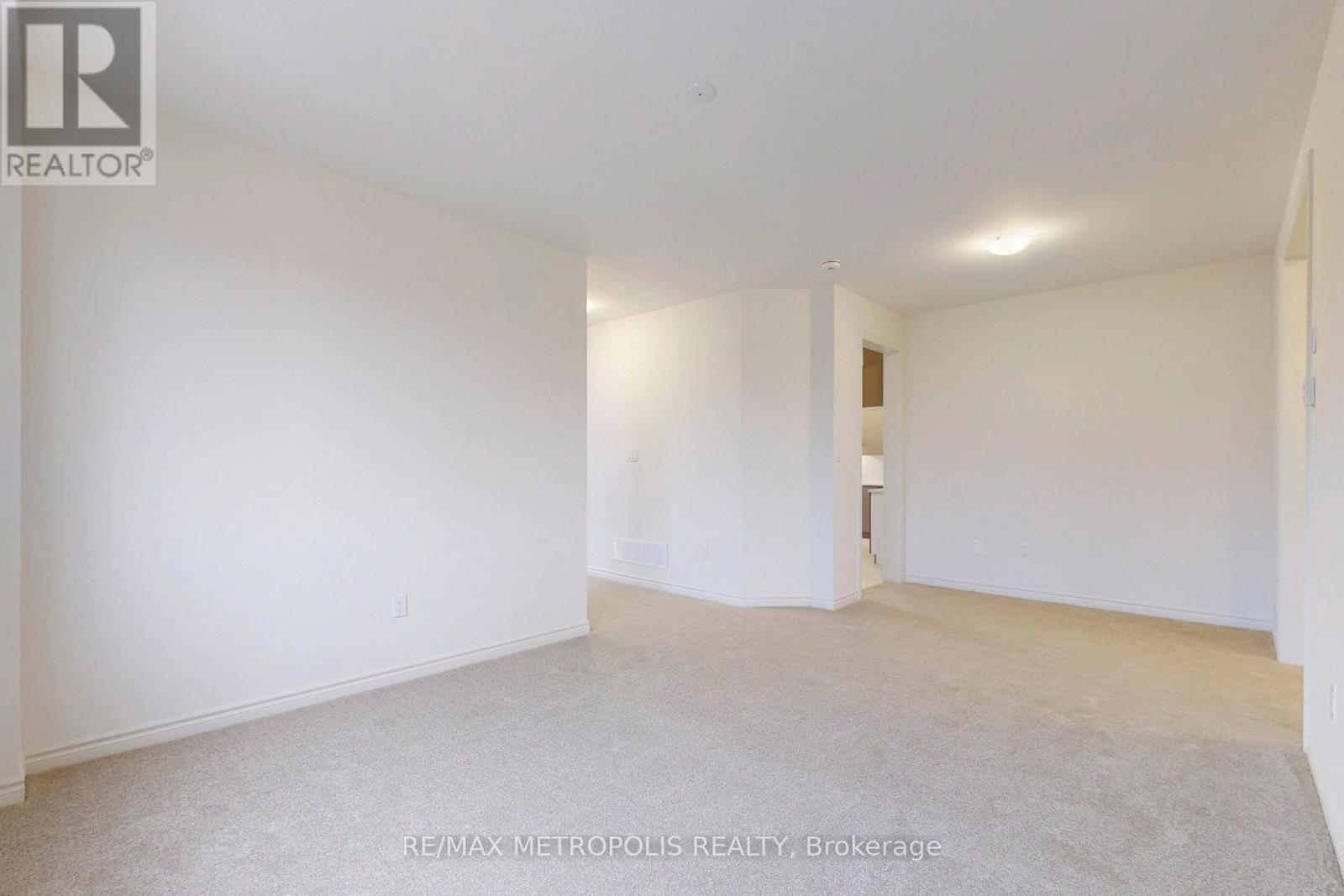 107 Rea Drive, Centre Wellington, Ontario  N1M 2W3 - Photo 6 - X12491140