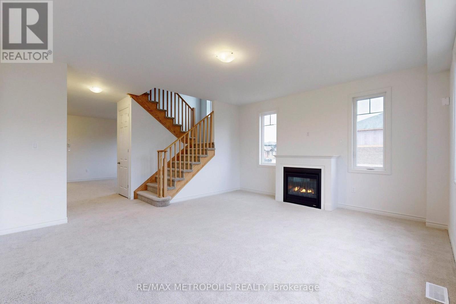 107 Rea Drive, Centre Wellington, Ontario  N1M 2W3 - Photo 8 - X12491140