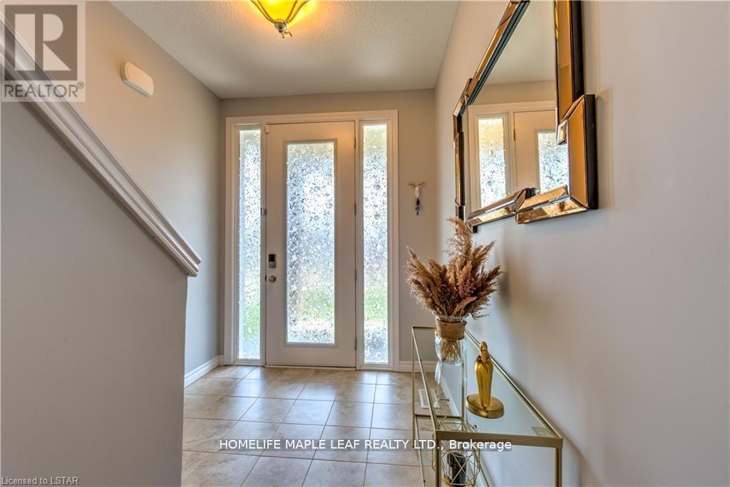 1704 O' Hanlan Lane, London North, Ontario  N5X 0N2 - Photo 6 - X12491150