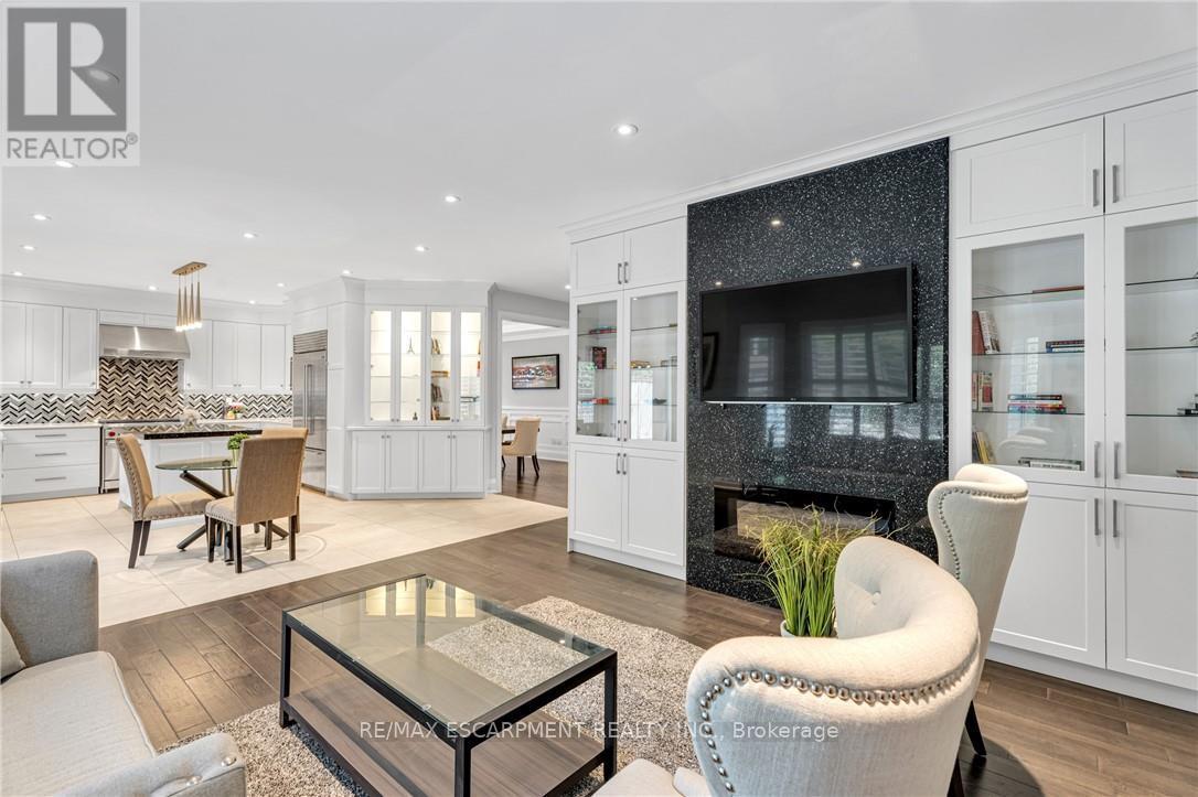 120 Davidson Boulevard, Hamilton, Ontario  L9H 7M5 - Photo 15 - X12491160