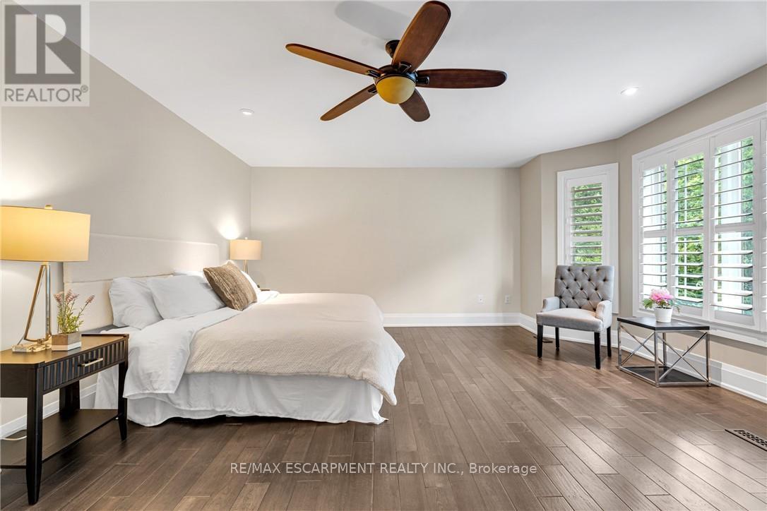 120 Davidson Boulevard, Hamilton, Ontario  L9H 7M5 - Photo 35 - X12491160