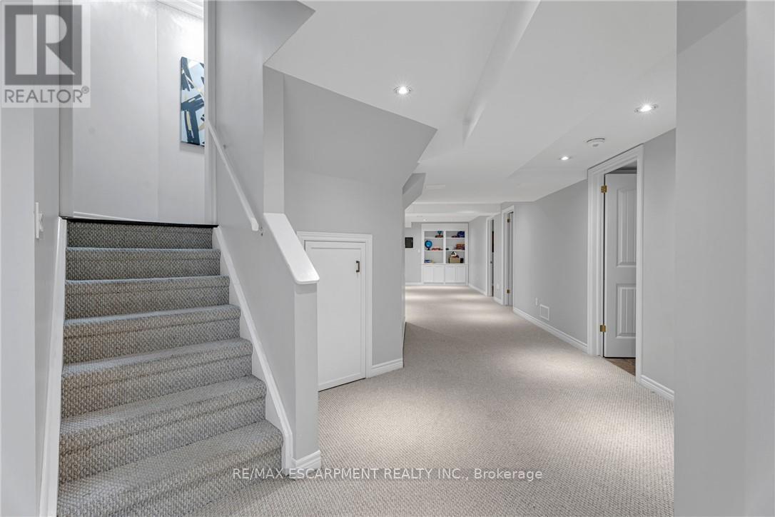 120 Davidson Boulevard, Hamilton, Ontario  L9H 7M5 - Photo 41 - X12491160