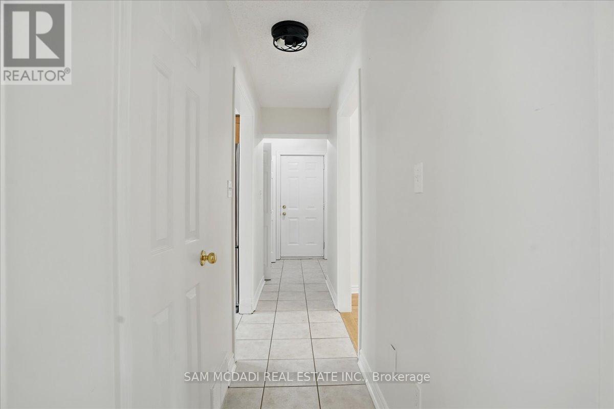 20 - 6 Valley Ridge Lane, Hamilton, Ontario  L8N 2Z7 - Photo 25 - X12491200