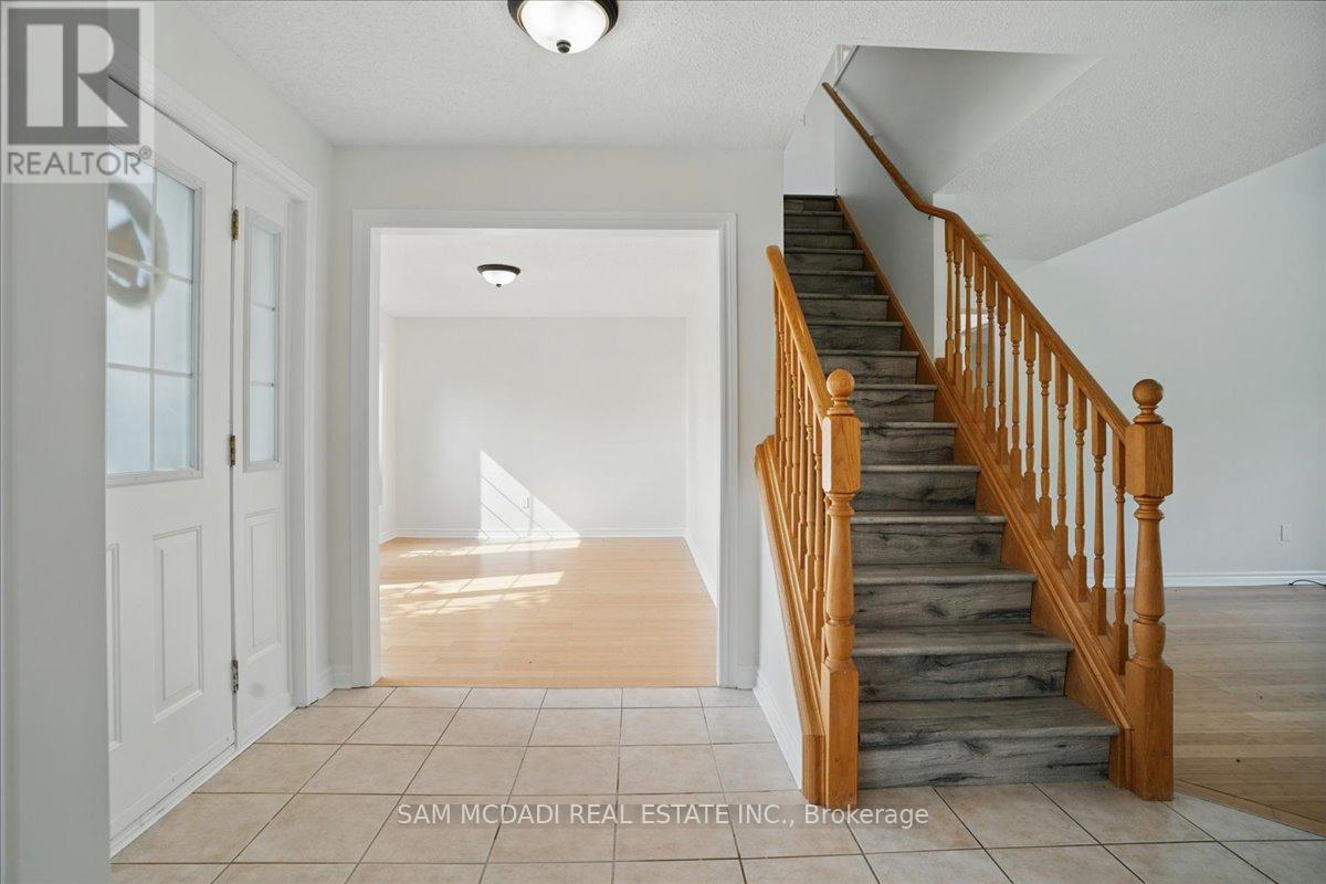 20 - 6 Valley Ridge Lane, Hamilton, Ontario  L8N 2Z7 - Photo 8 - X12491200