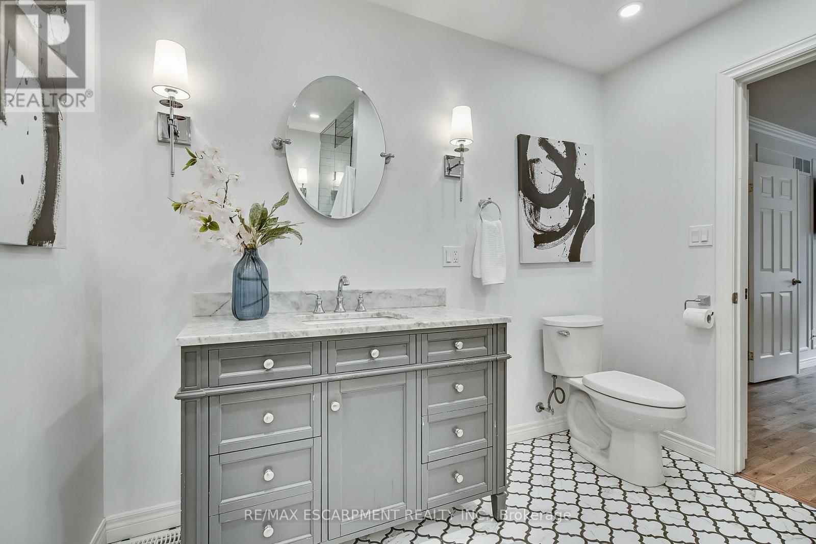 447 Golf Links Road, Hamilton, Ontario  L9G 4X6 - Photo 26 - X12491240