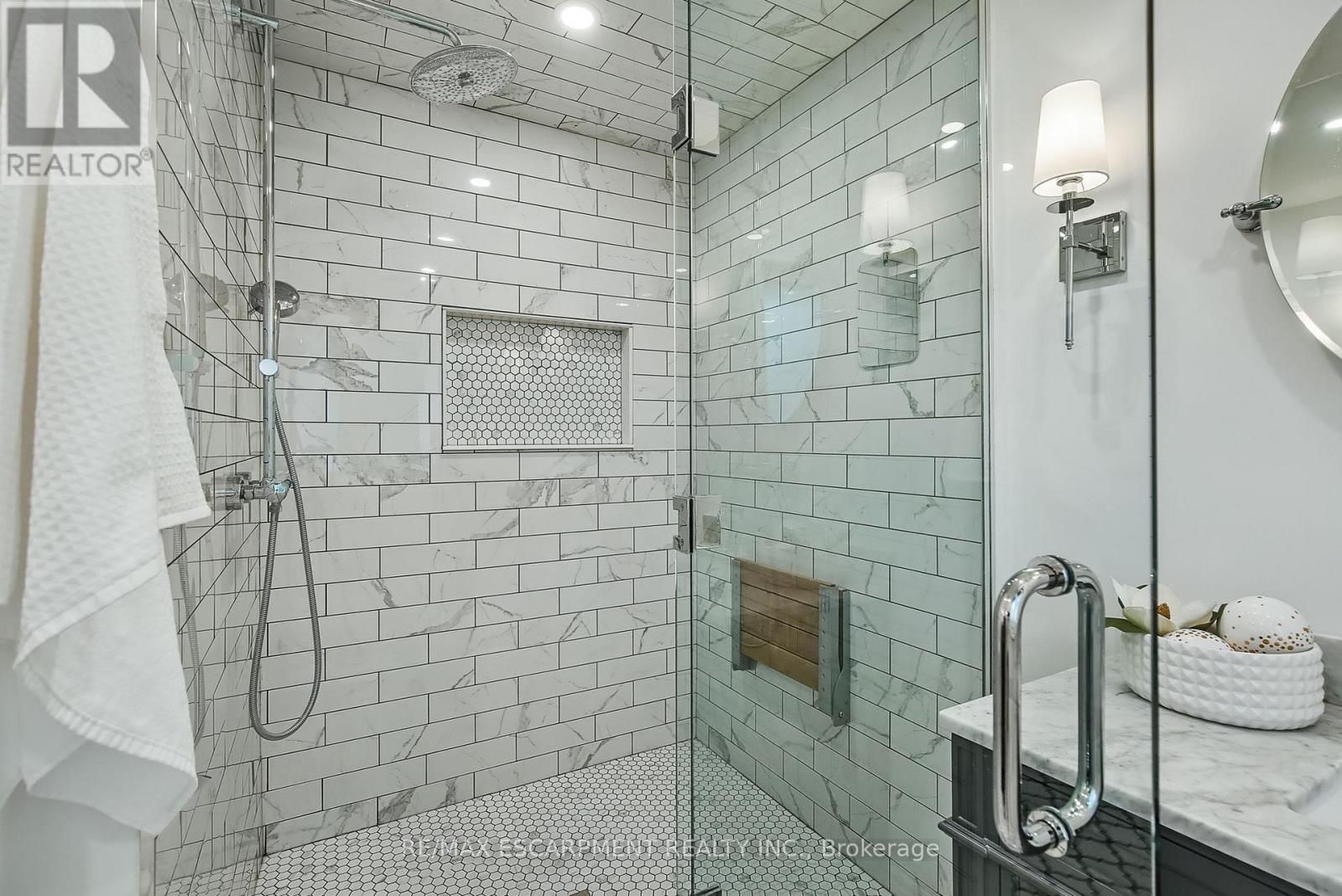 447 Golf Links Road, Hamilton, Ontario  L9G 4X6 - Photo 28 - X12491240