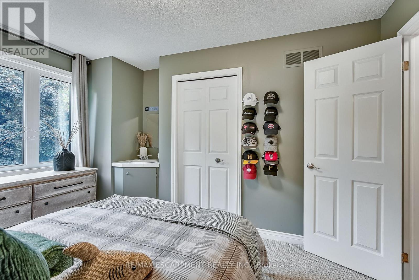 447 Golf Links Road, Hamilton, Ontario  L9G 4X6 - Photo 34 - X12491240