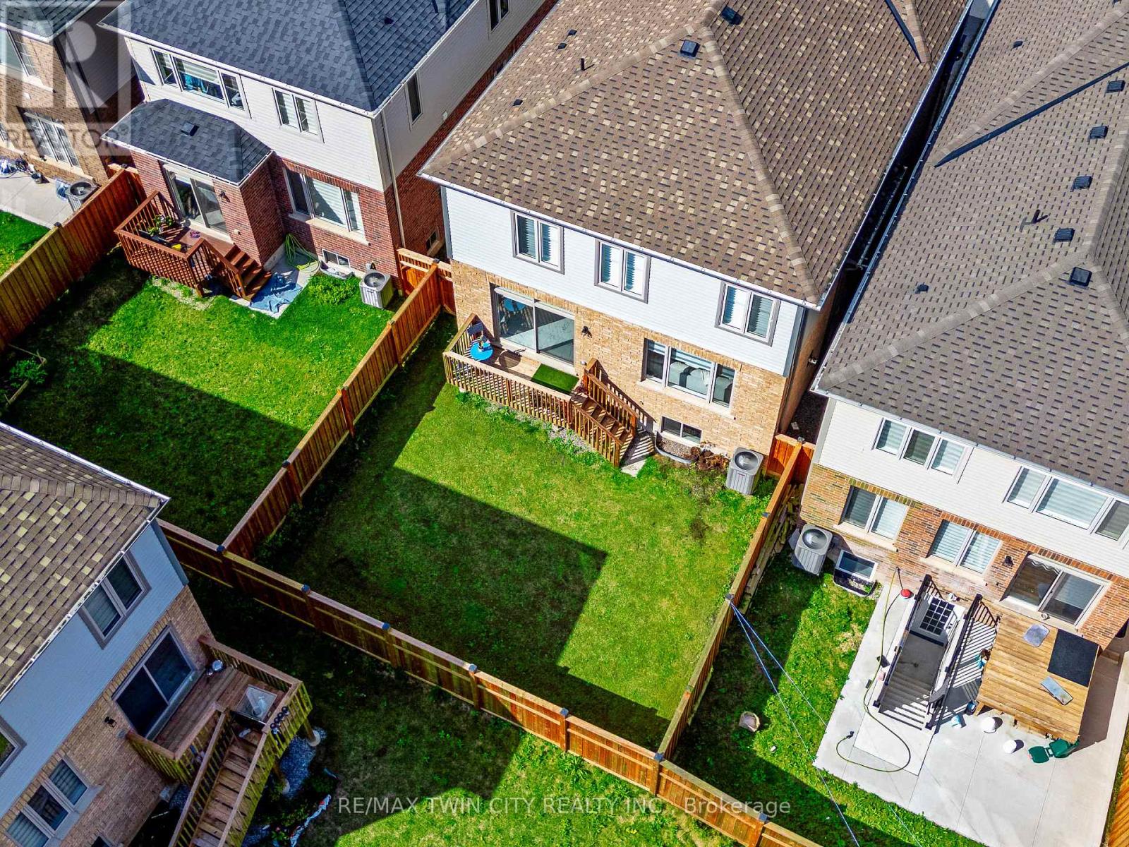 110 Haldimand Street, Kitchener, Ontario  N2R 0R2 - Photo 45 - X12491254