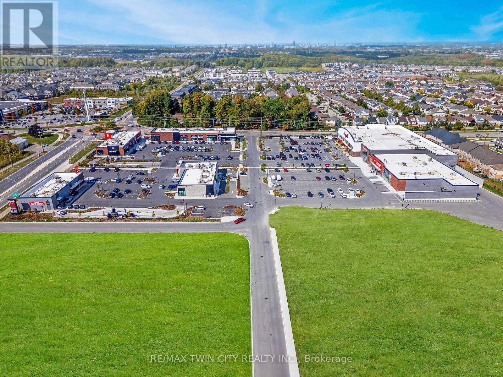 110 Haldimand Street, Kitchener, Ontario  N2R 0R2 - Photo 47 - X12491254