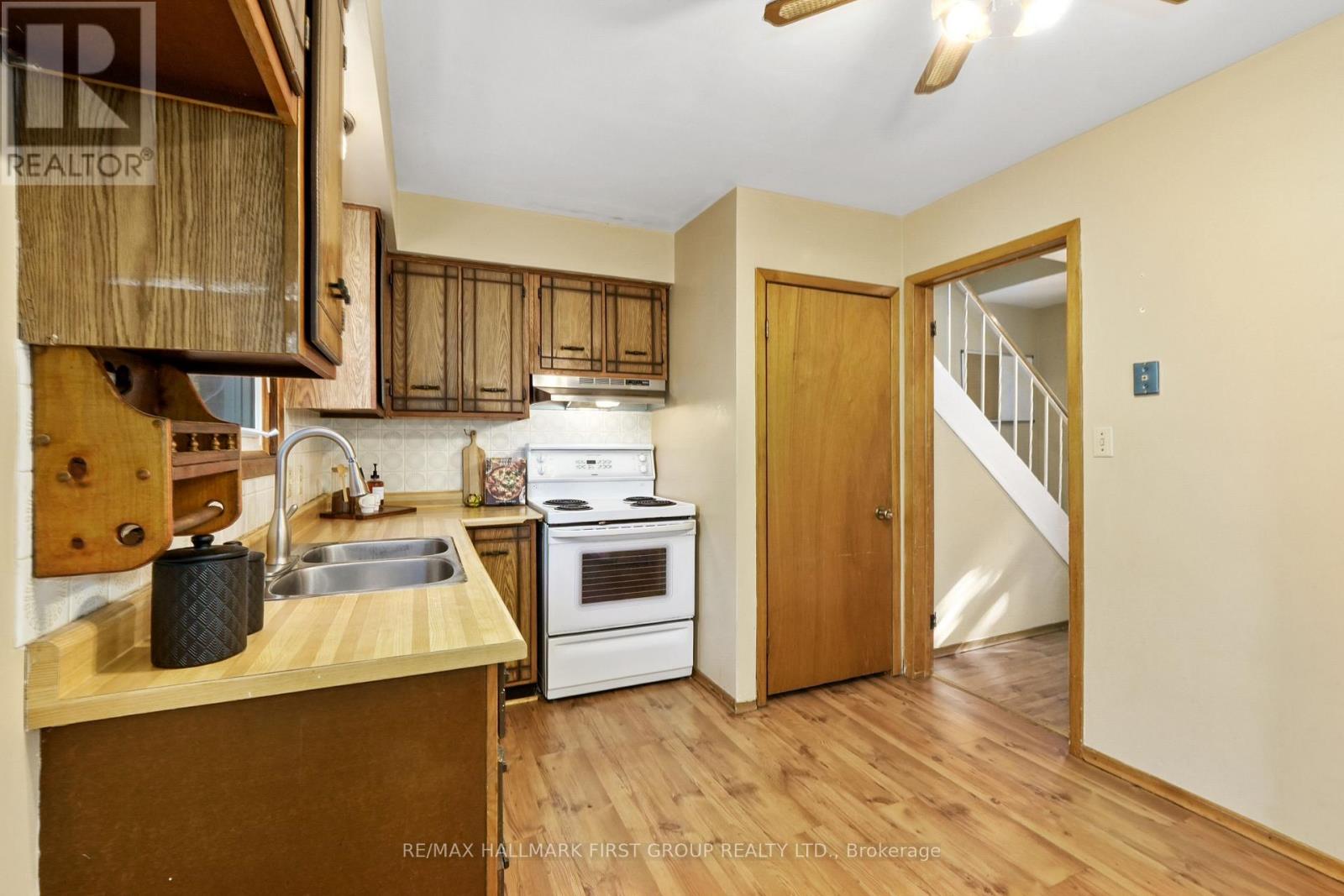 162 Queen Street, Cobourg, Ontario  K9A 4T8 - Photo 12 - X12491280