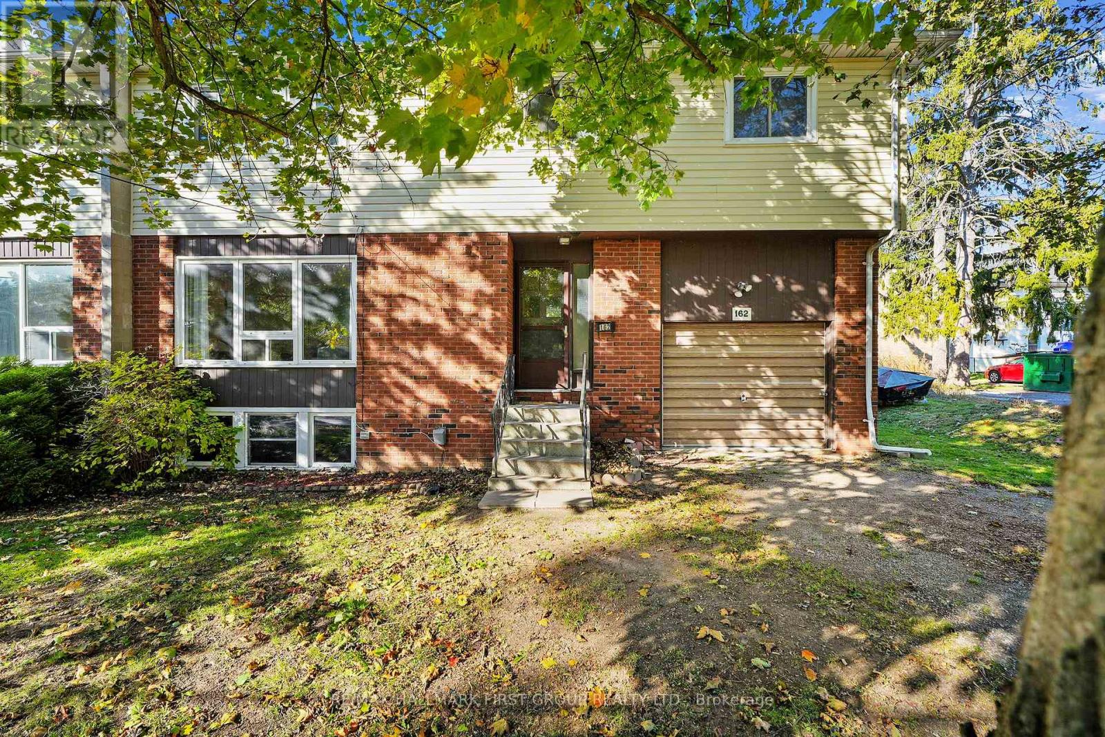 162 Queen Street, Cobourg, Ontario  K9A 4T8 - Photo 2 - X12491280