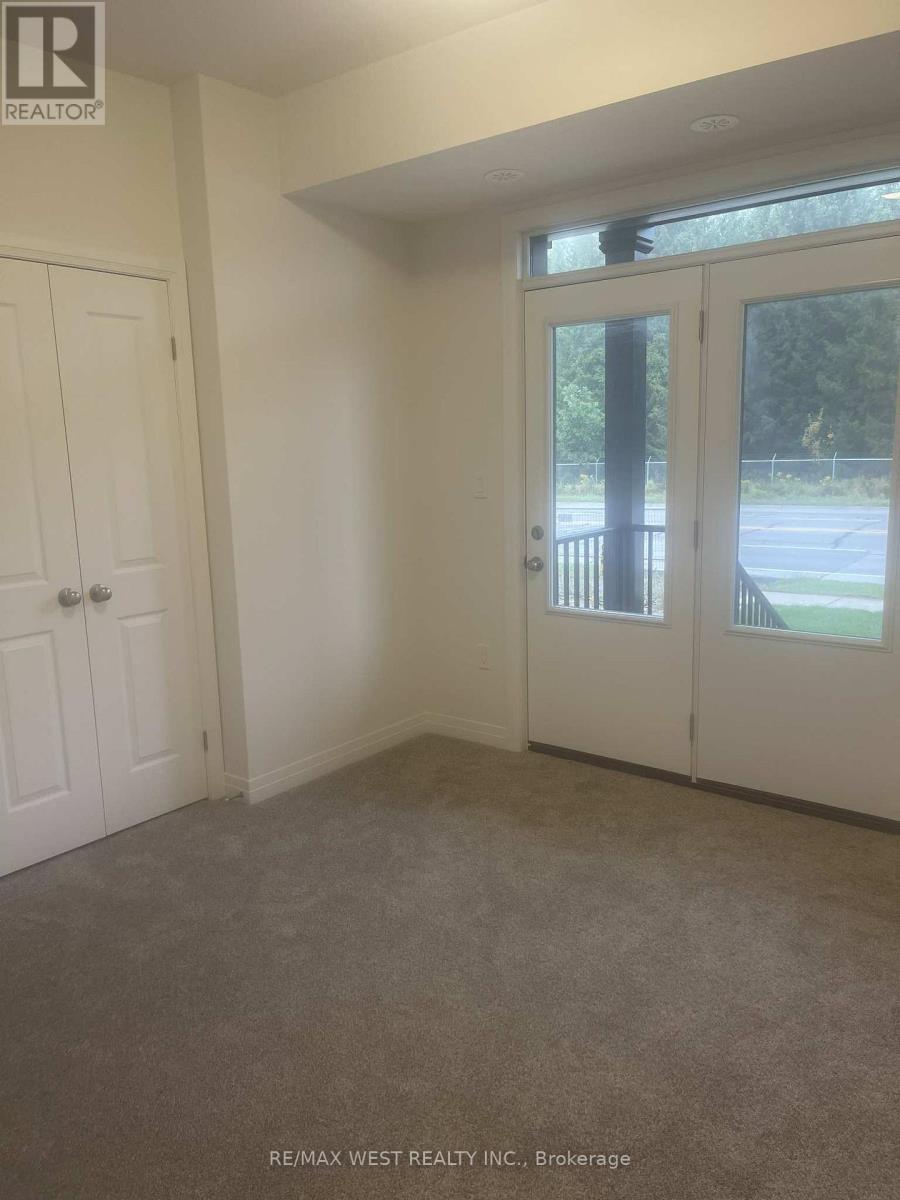 40 Thatcher Drive, Guelph, Ontario  N1L 0R8 - Photo 8 - X12491374