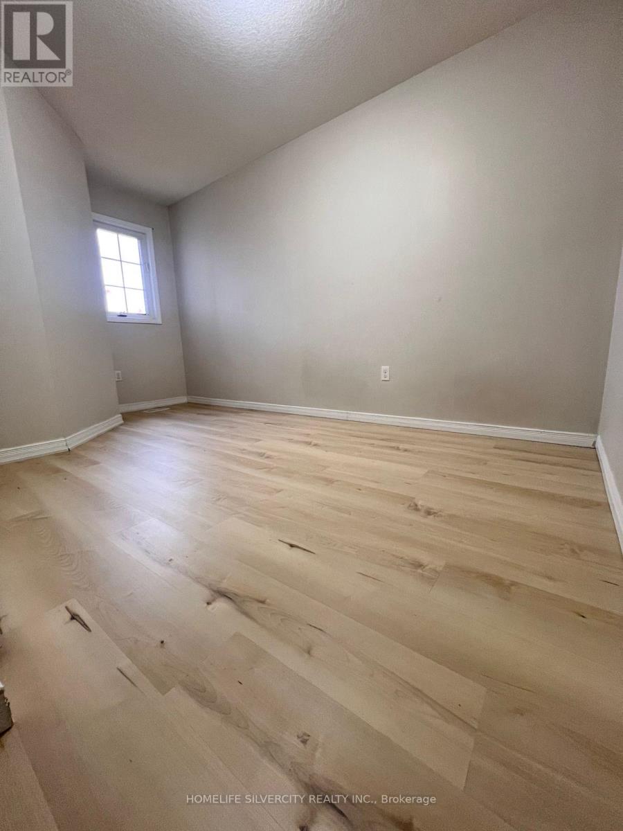 B10 - 155 Highland Crescent, Kitchener, Ontario  N2M 0A1 - Photo 8 - X12491380