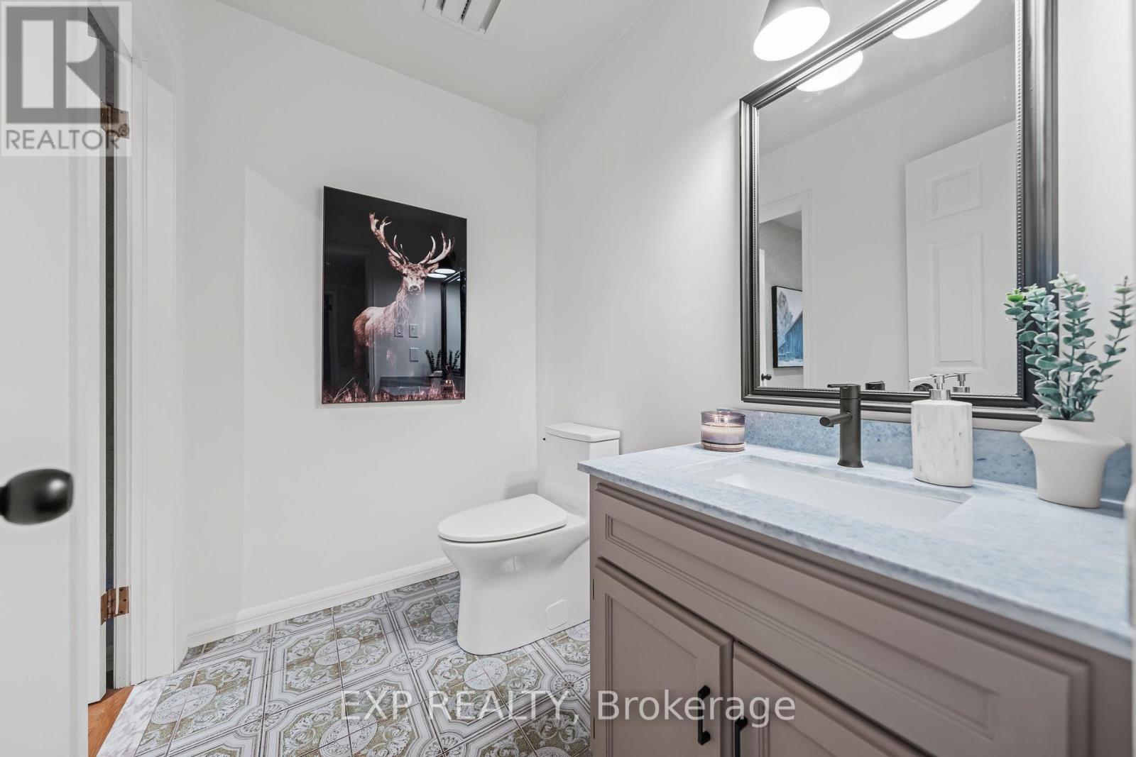 362 Pommel Gate Crescent, Waterloo, Ontario  N2L 5X4 - Photo 18 - X12491384