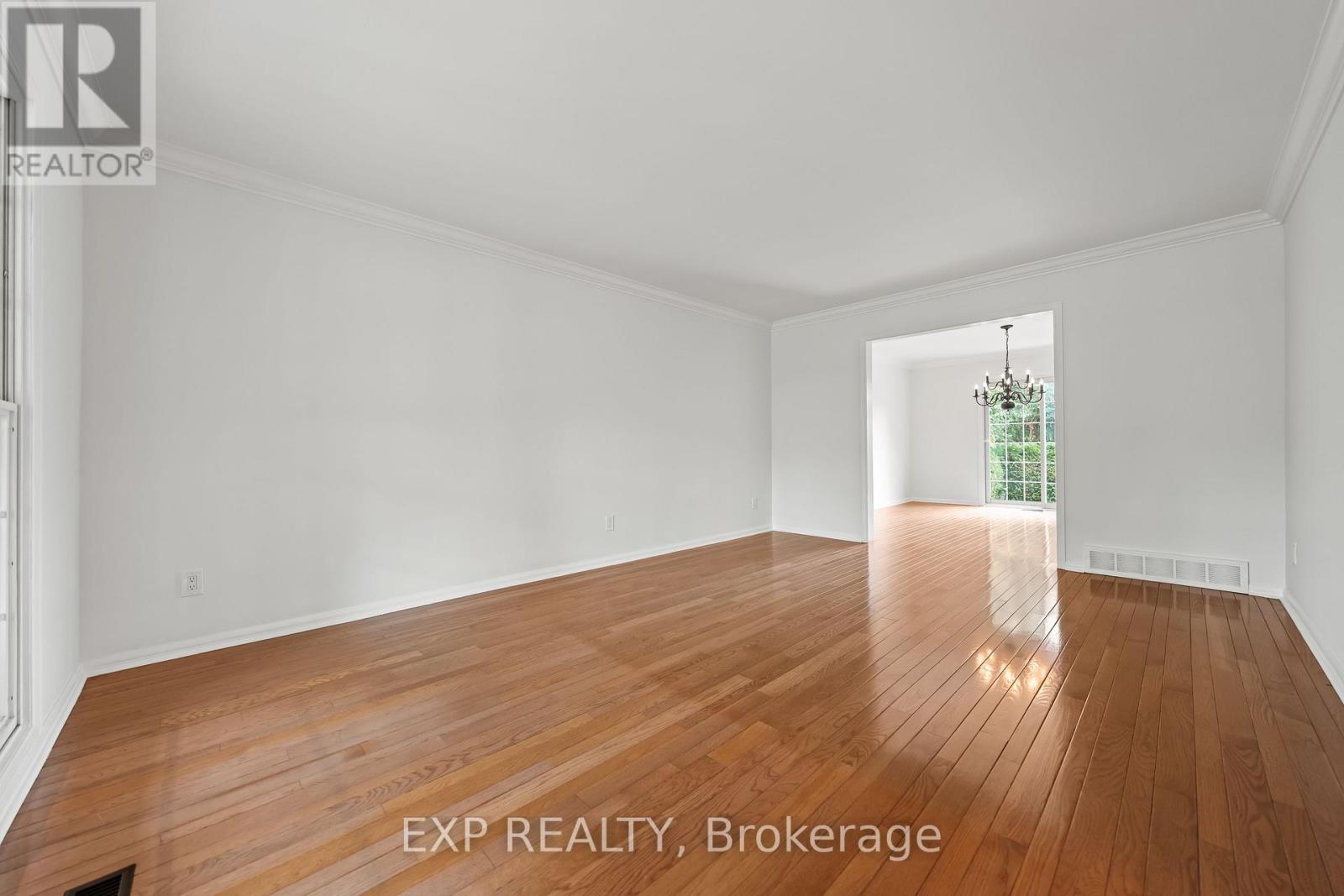 362 Pommel Gate Crescent, Waterloo, Ontario  N2L 5X4 - Photo 19 - X12491384