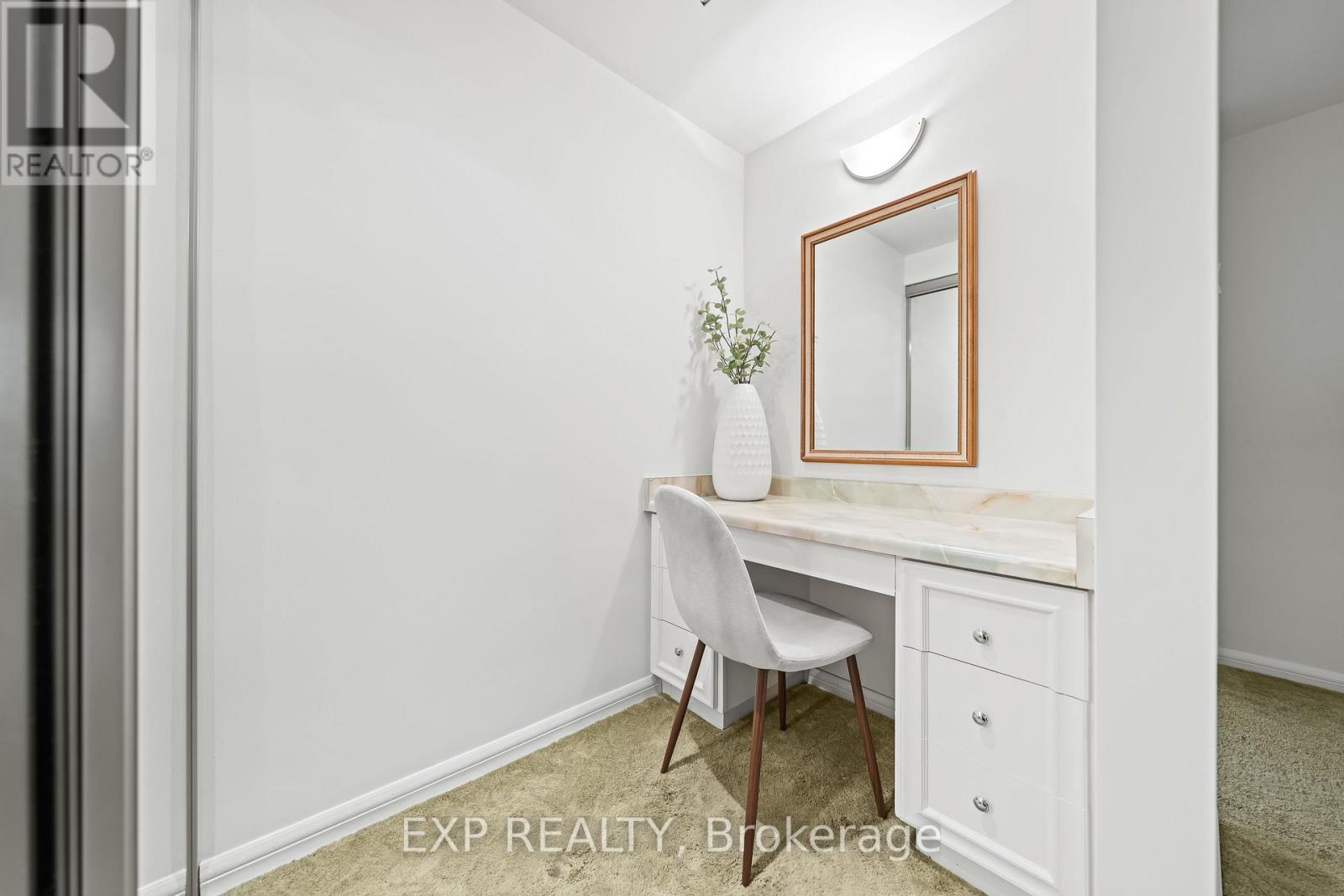 362 Pommel Gate Crescent, Waterloo, Ontario  N2L 5X4 - Photo 23 - X12491384