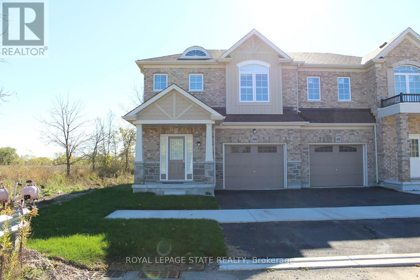 44 MCCURDY AVENUE, Hamilton, Ontario