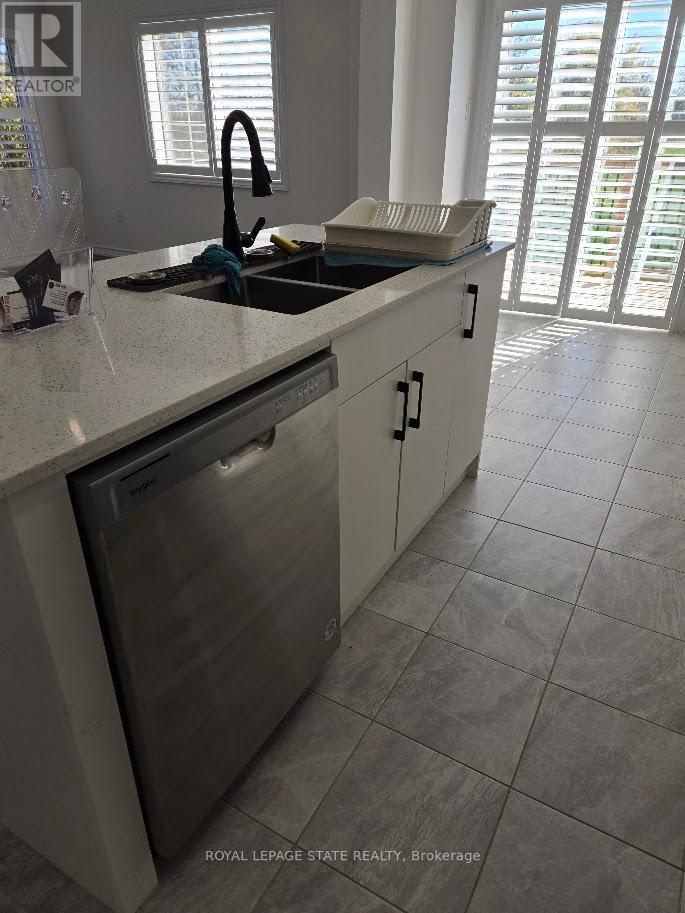 44 Mccurdy Avenue, Hamilton, Ontario  L8B 0T5 - Photo 17 - X12491402