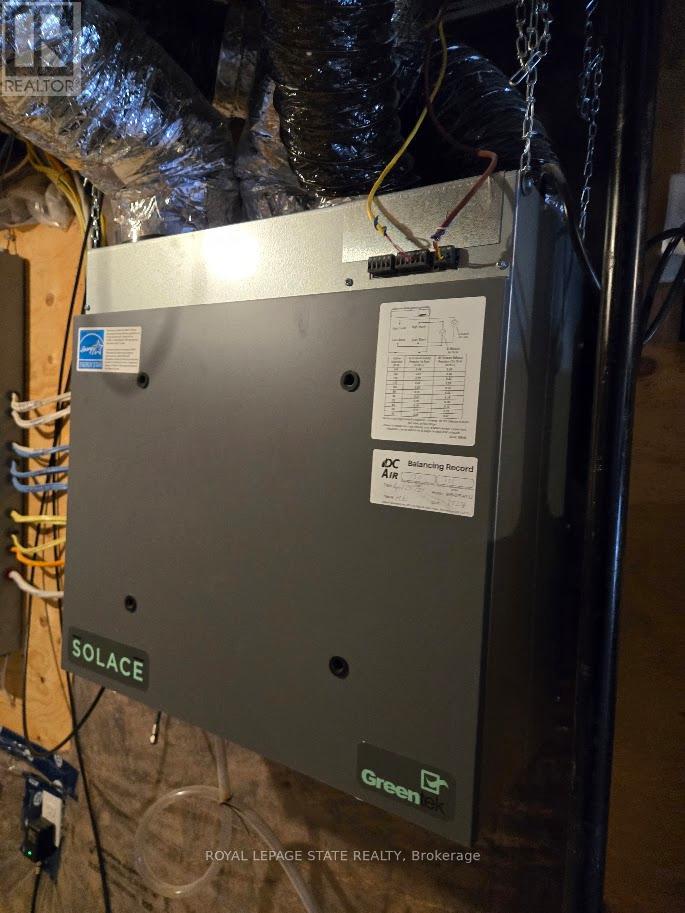 44 Mccurdy Avenue, Hamilton, Ontario  L8B 0T5 - Photo 22 - X12491402