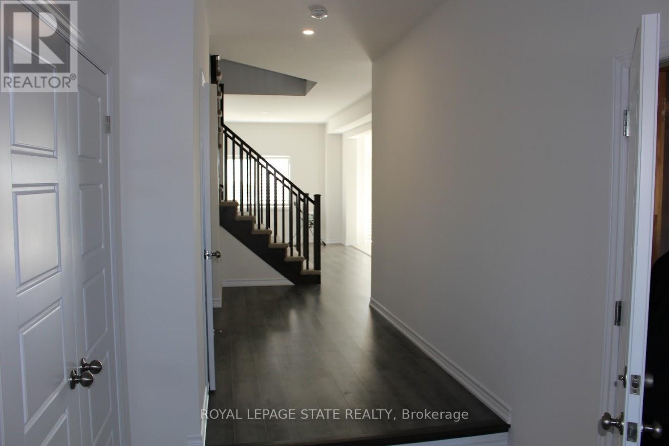 44 Mccurdy Avenue, Hamilton, Ontario  L8B 0T5 - Photo 24 - X12491402