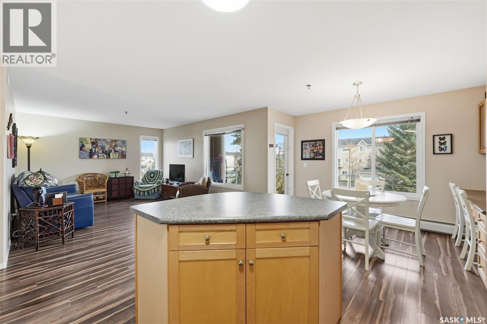 216 235 Herold Terrace, Saskatoon, Saskatchewan  S7V 1J2 - Photo 7 - SK021902