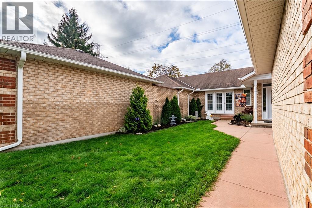 75 Beasley Crescent Unit# 9, Cambridge, Ontario  N1T 1P5 - Photo 5 - 40784271