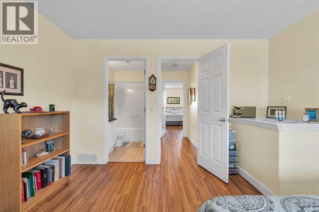 109 Citadel Estates Manor Nw, Calgary, Alberta  T3G 5M7 - Photo 20 - A2264505