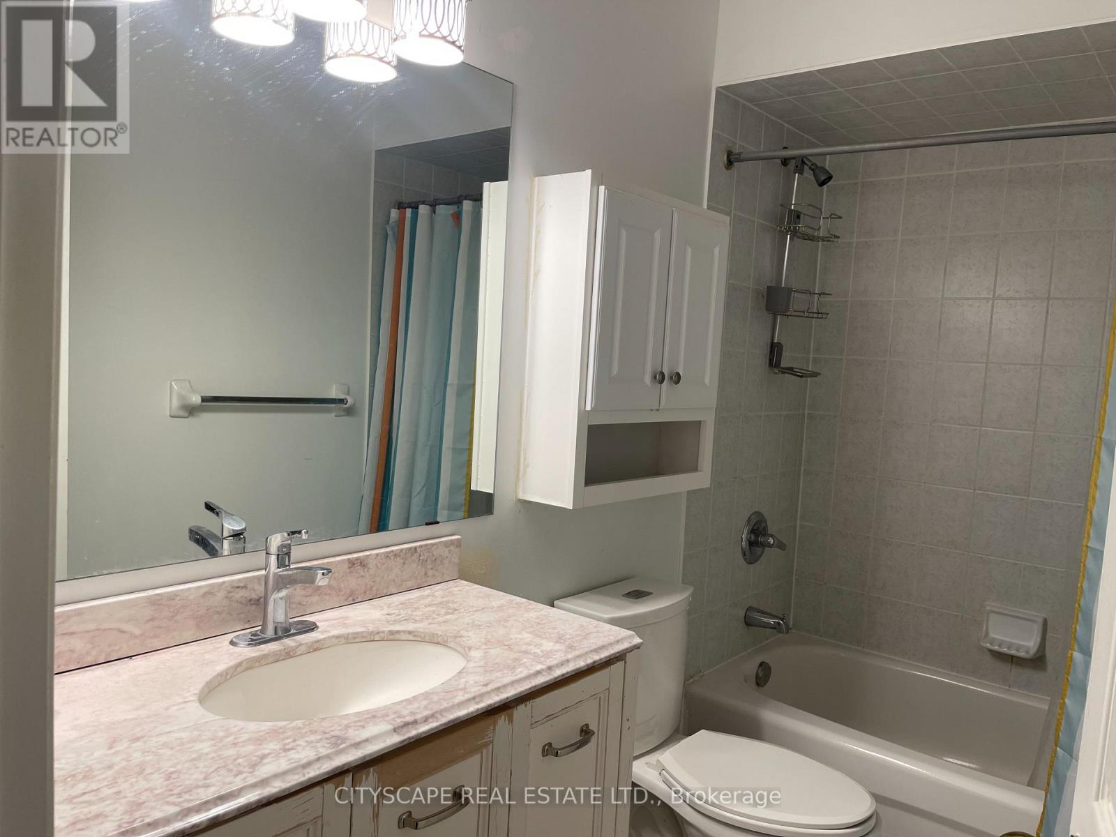 52 Coleridge Drive, Newmarket (Summerhill Estates), Ontario  L3X 2T6 - Photo 11 - N12486839