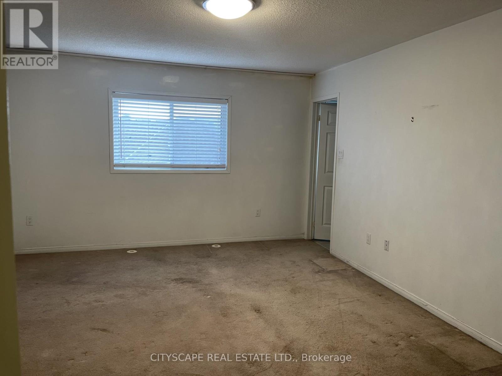 52 Coleridge Drive, Newmarket (Summerhill Estates), Ontario  L3X 2T6 - Photo 12 - N12486839