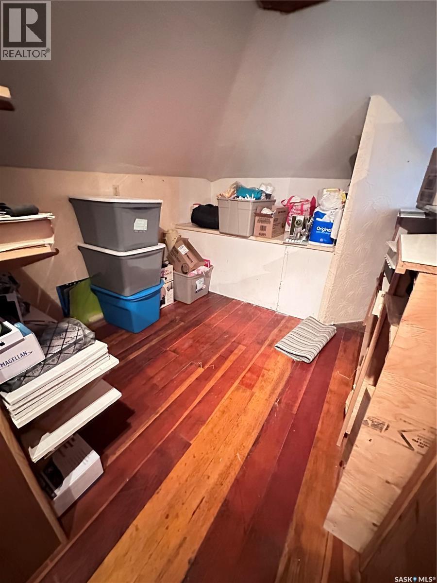 602 Railway Avenue, Bienfait, Saskatchewan  S0C 0M0 - Photo 27 - SK021956