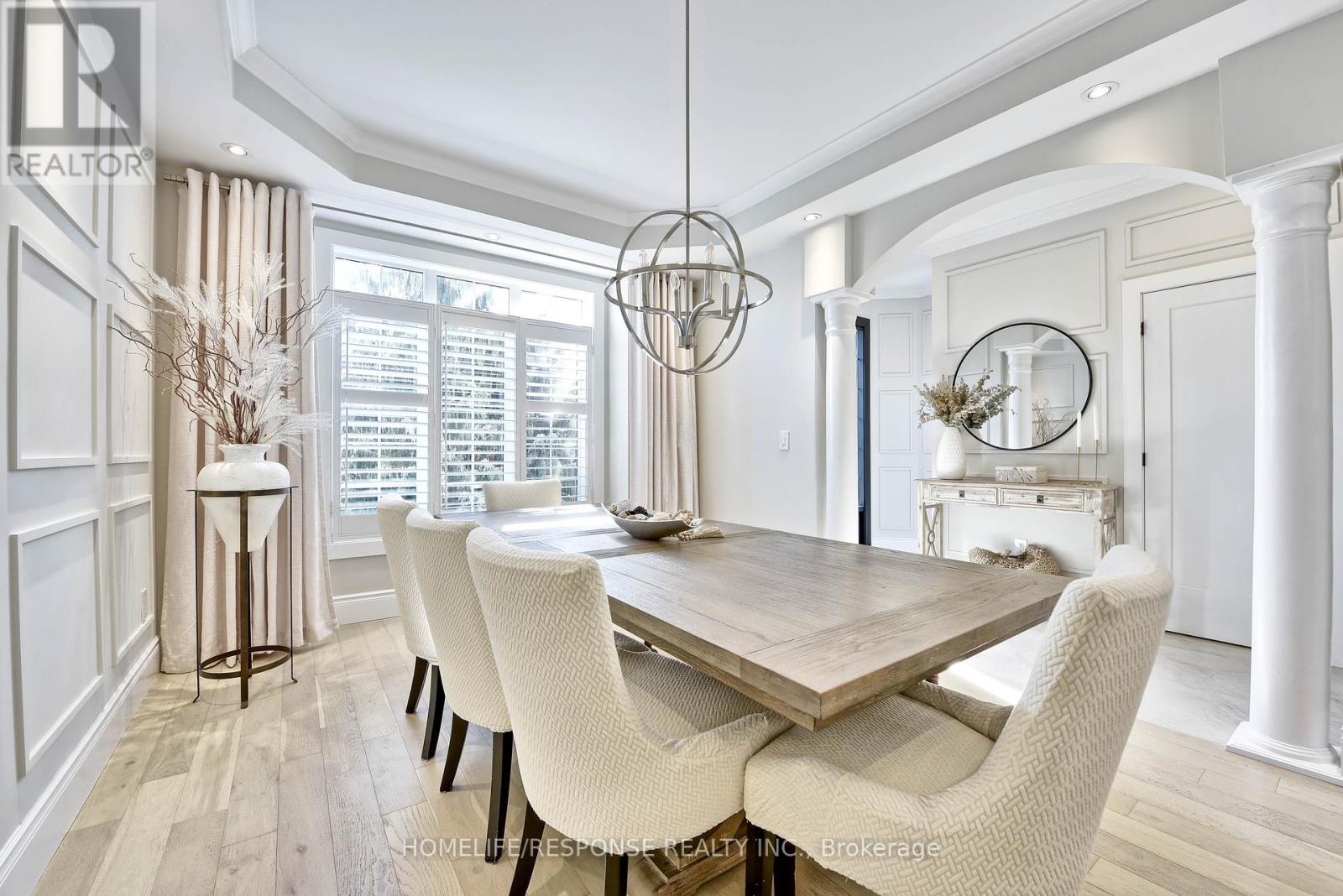 3927 Eglinton Avenue W, Mississauga, Ontario  L5M 8A7 - Photo 6 - W12447655