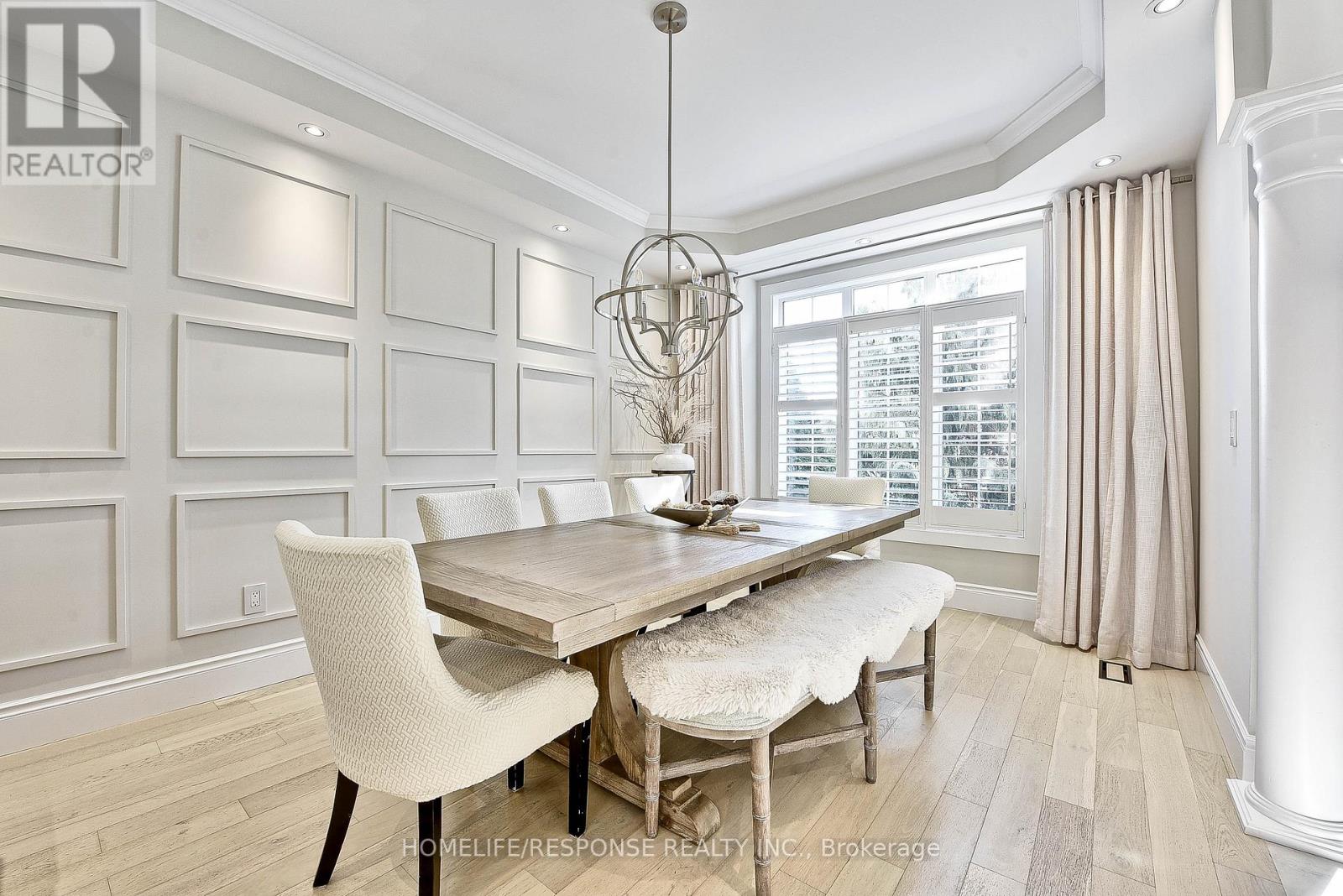 3927 Eglinton Avenue W, Mississauga, Ontario  L5M 8A7 - Photo 5 - W12447655