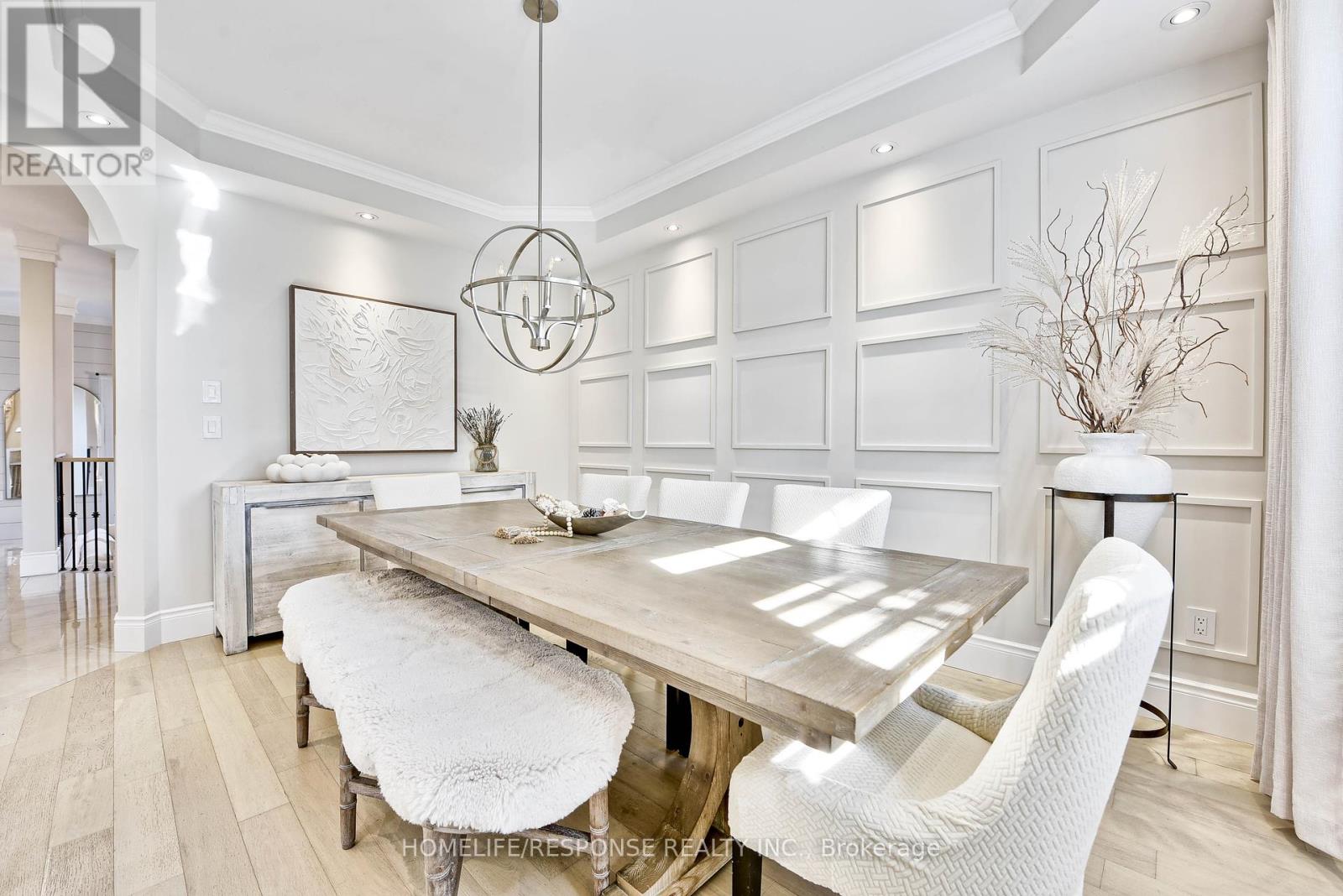 3927 Eglinton Avenue W, Mississauga, Ontario  L5M 8A7 - Photo 7 - W12447655