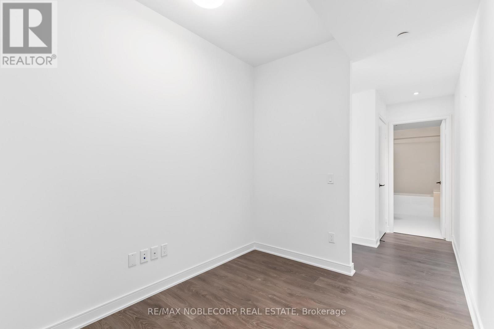 919 - 60 Tannery Road, Toronto (Waterfront Communities), Ontario  M5A 0S8 - Photo 10 - C12490678