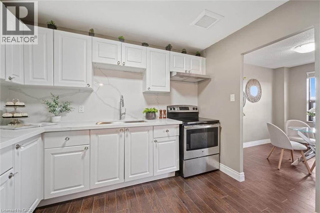 1100 Courtland Avenue E Unit# 710, Kitchener, Ontario  N2C 2H9 - Photo 11 - 40782492